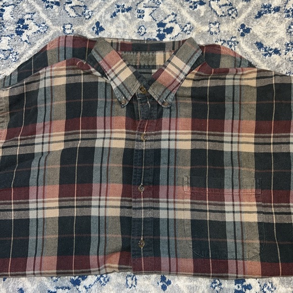 Lands End Flannel - Picture 6 of 6